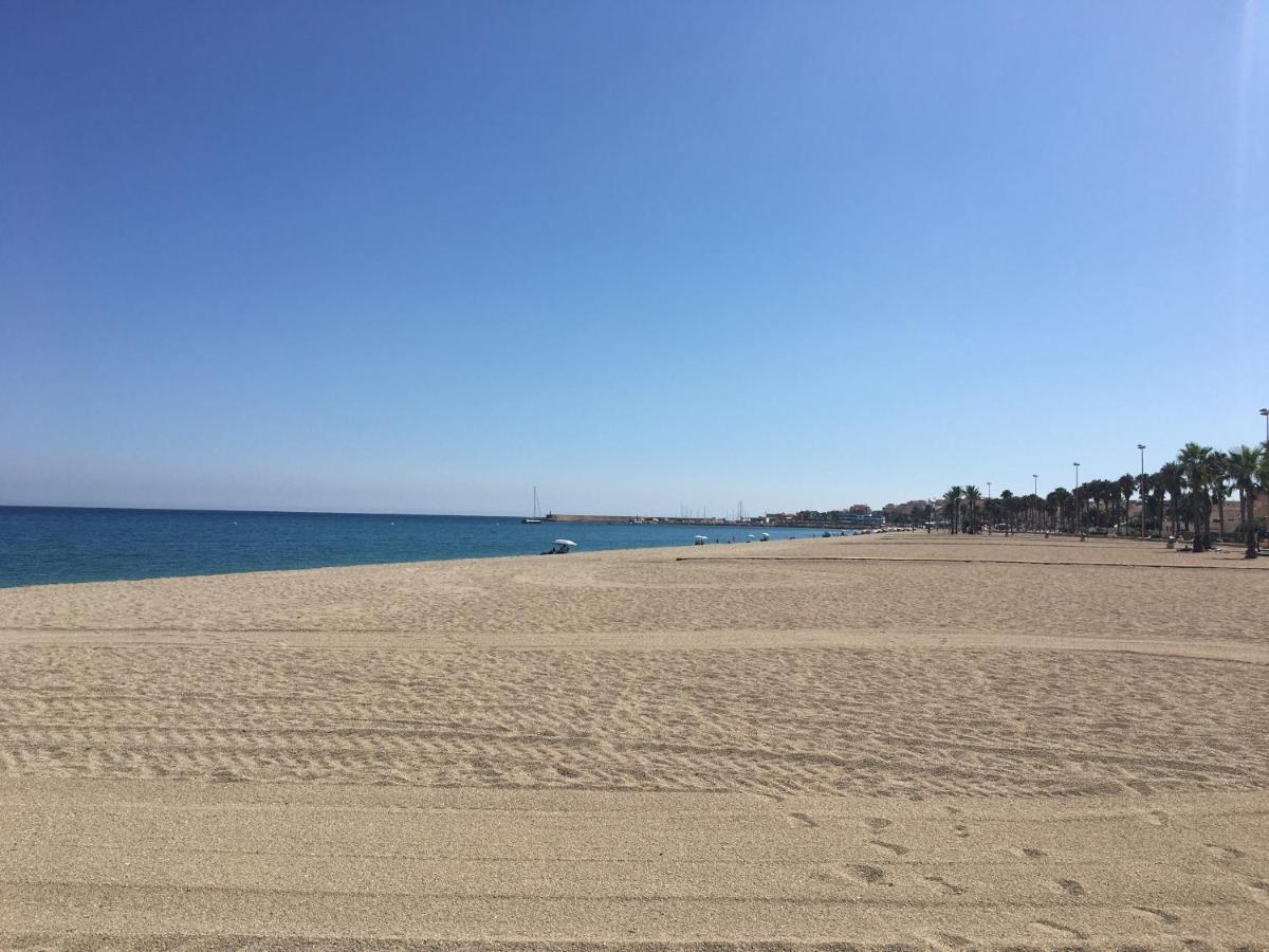 Ático Almería. Paseo marítimo Roquetas de Mar Exterior foto